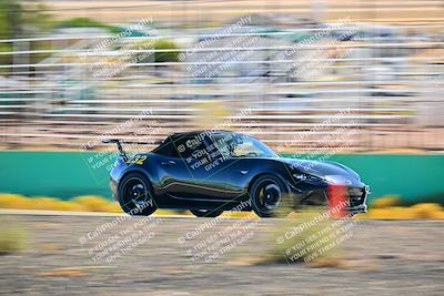 media/Oct-18-2025-Extreme Speed (Sat) [[d6d7e1fef1]]/Group 3 Purple/Session 3 (Turn 1)/